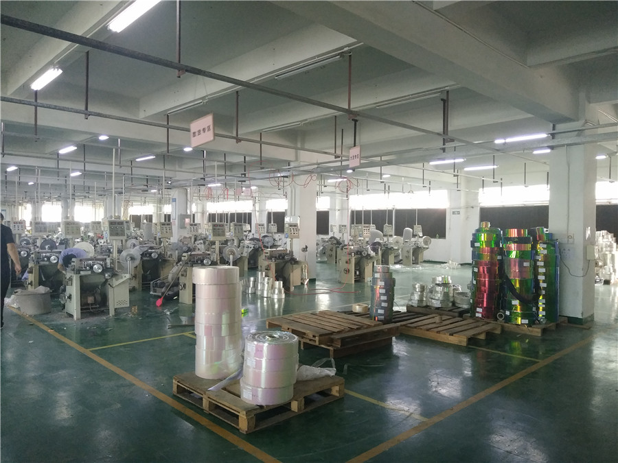 金葱粉生产车间1.jpg 金葱粉生产车间1.jpg