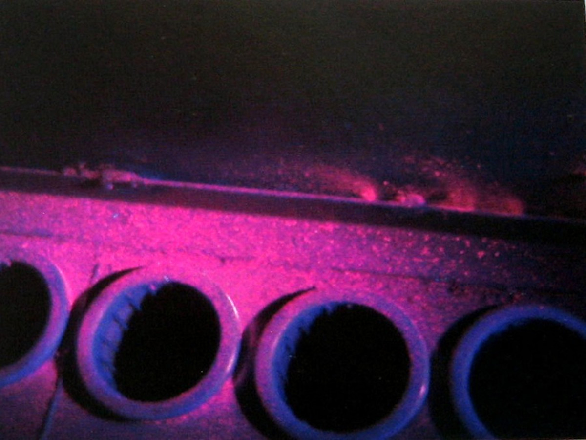 检漏荧光粉3.jpg 检漏荧光粉3.jpg