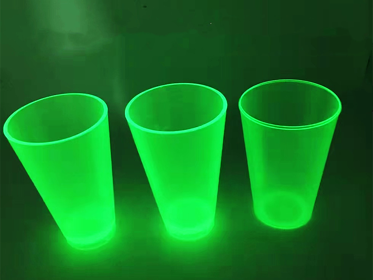 夜光塑料杯子夜光粉.jpg 夜光塑料杯子夜光粉.jpg