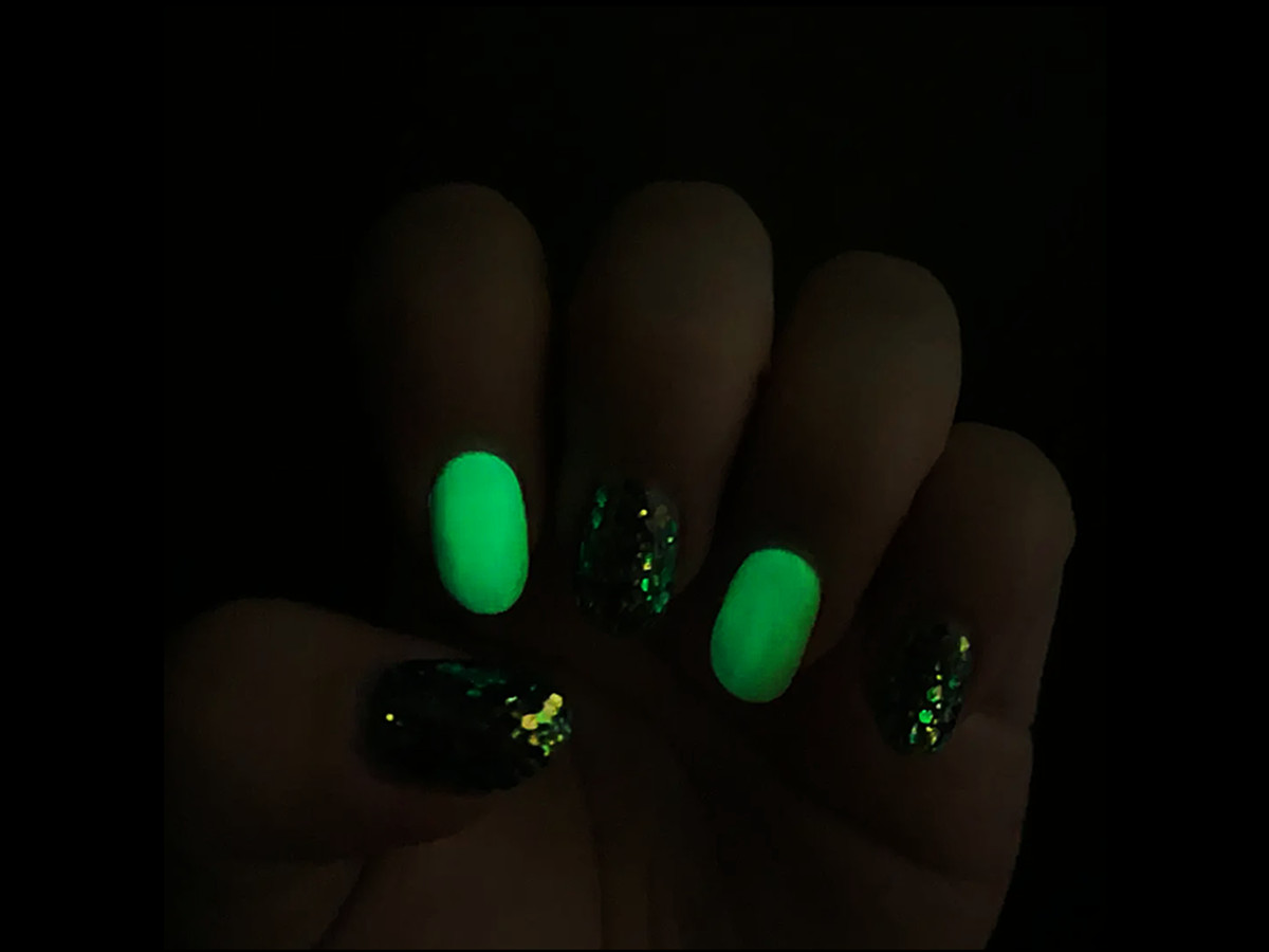夜光美甲夜光粉.jpg 夜光美甲夜光粉.jpg