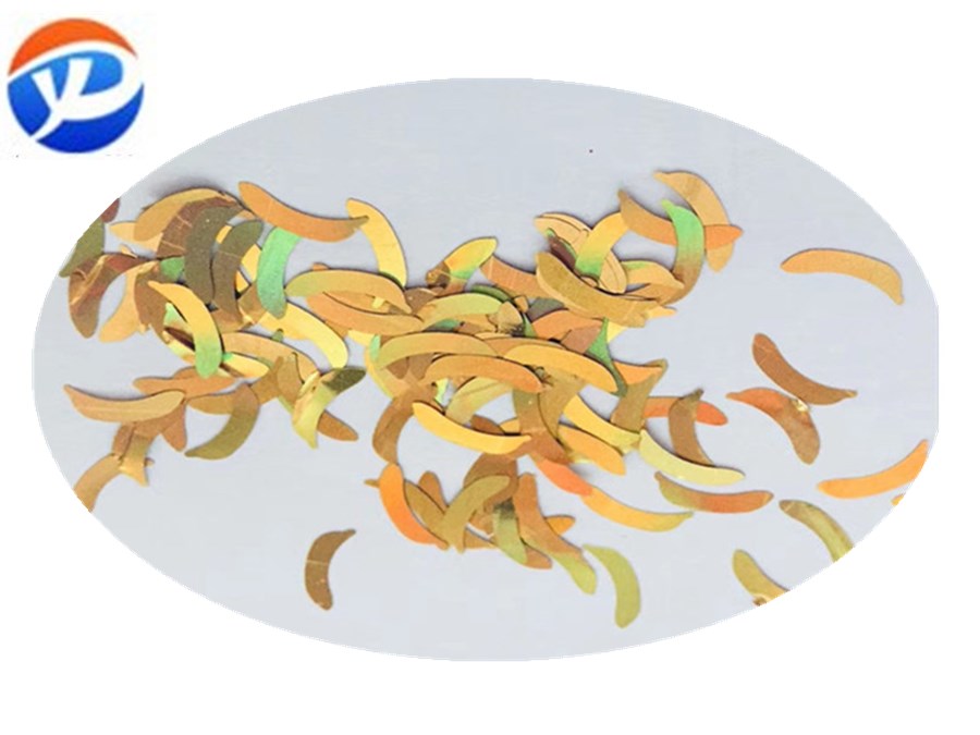 香蕉形亮片.jpg 香蕉形亮片.jpg